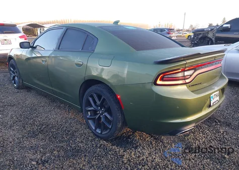 2022 Dodge Charger Sxt Rwd z USA, uszkodzony, nr VIN 2C3CDXBG2NH173384